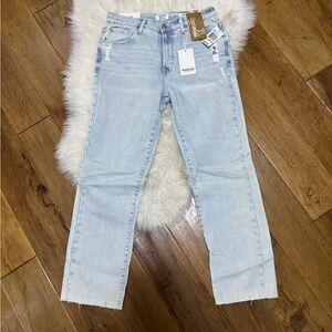 Kensie Women’s Pale Blue Straight Leg Jeans